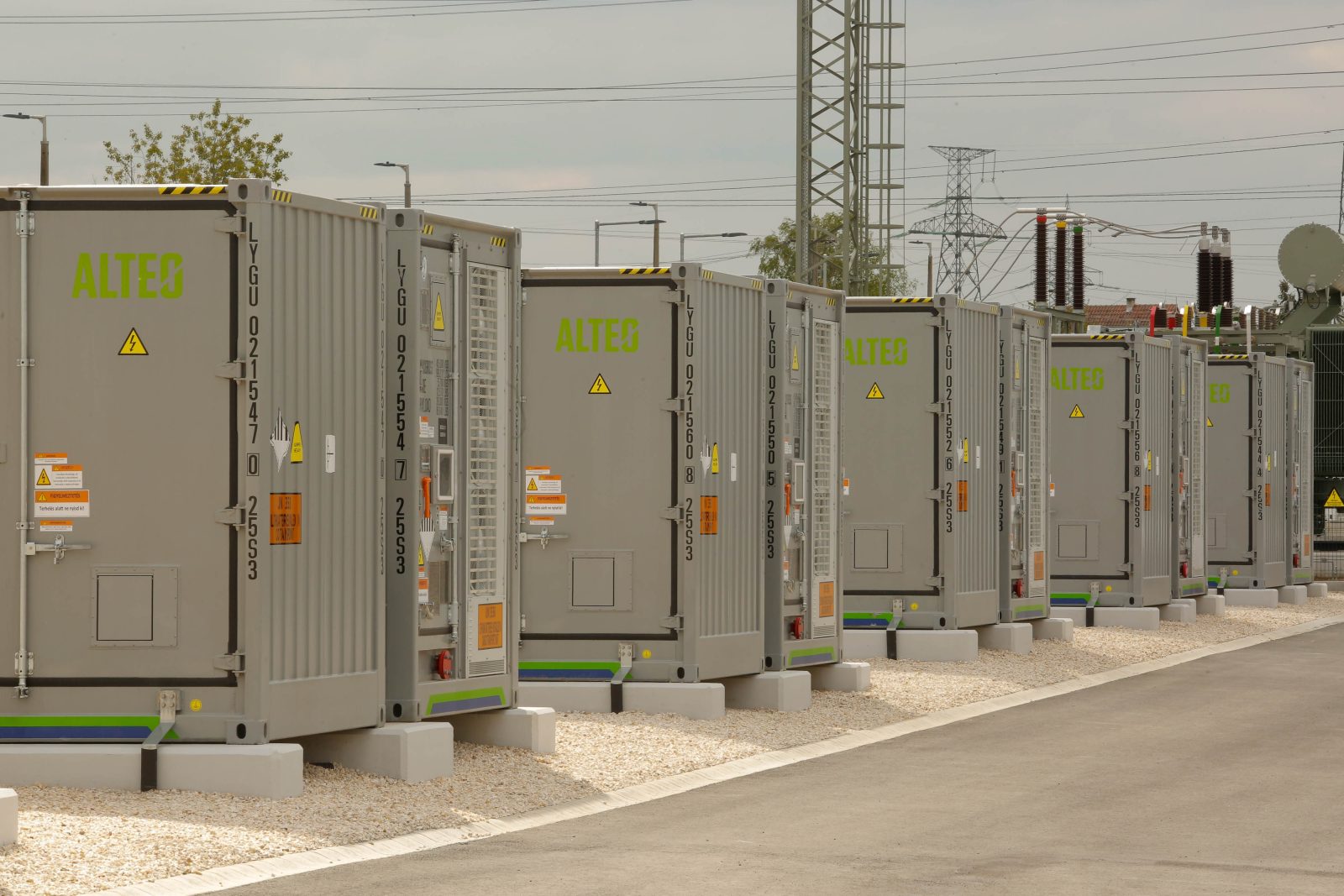 Energiatároló és inverter sor — Győr